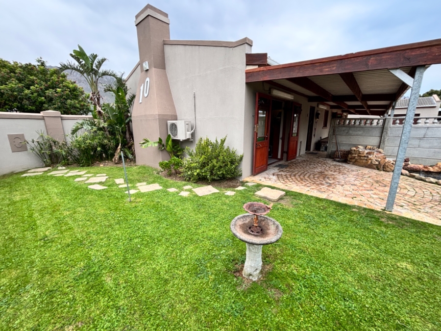 3 Bedroom Property for Sale in Dobson Western Cape